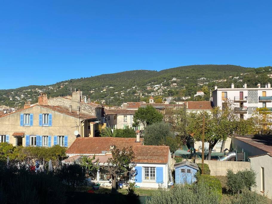 Akropole De Caroline, Central, Lumineux, Calme, Free Parking, Lift, 3 Beds Draguignan Eksteriør billede