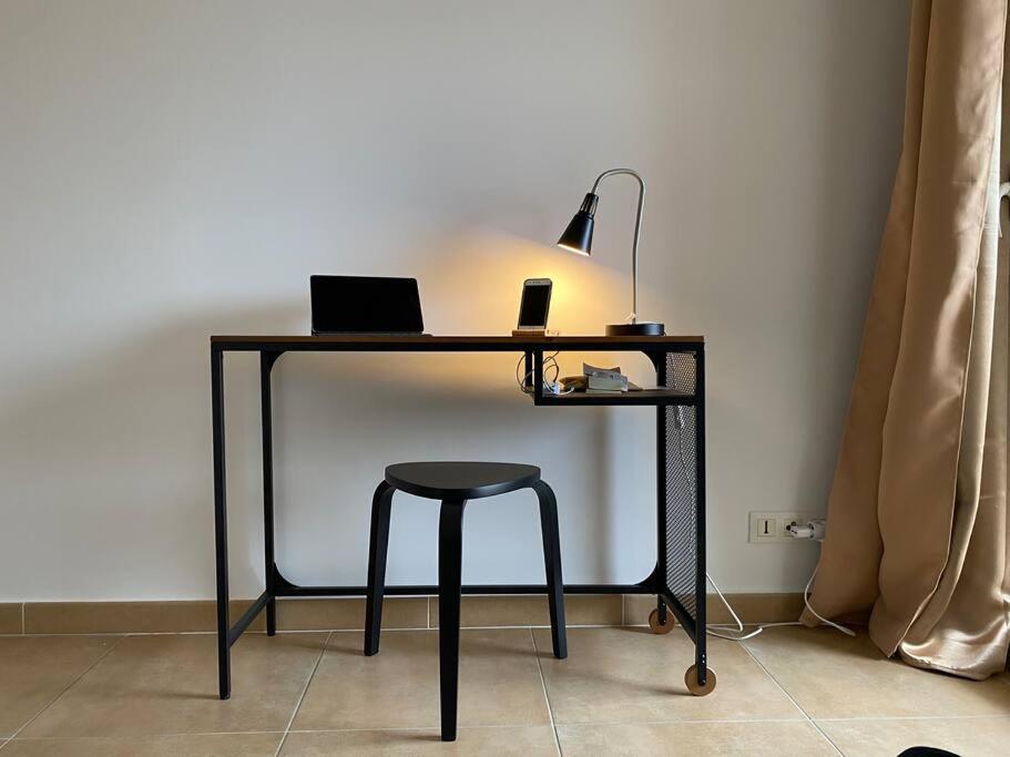 Akropole De Caroline, Central, Lumineux, Calme, Free Parking, Lift, 3 Beds Draguignan Eksteriør billede